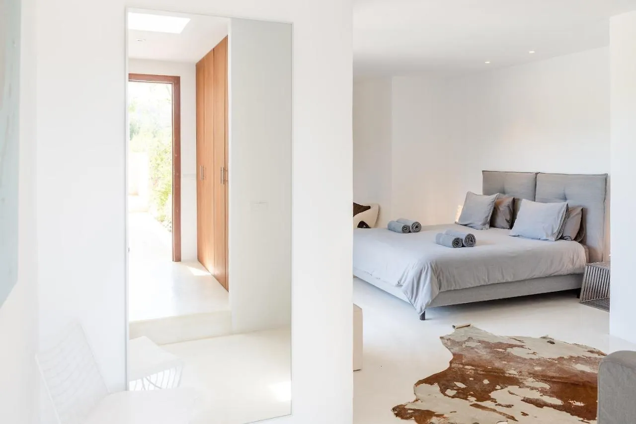 Lavish Ibizan Villa Beautiful Gardens Villa Izarra Private Pool Wonderful Country Views San Jose Sant Antoni de Portmany 0*,  İspanya